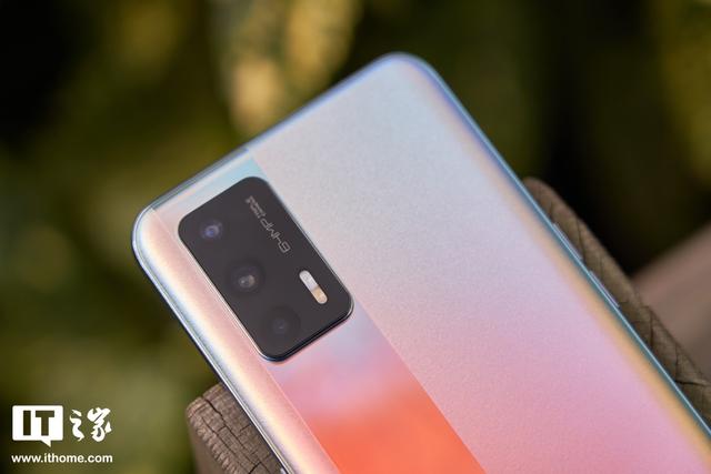 realme是什么牌子，realme是什么牌子是哪个公司的（素质均衡的性能小钢炮）