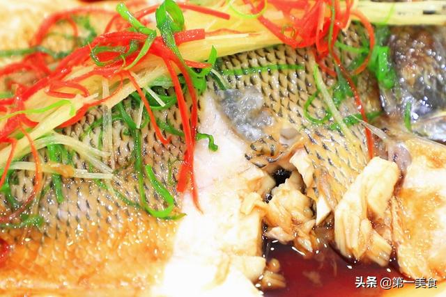 蒸鱼蒸几分钟最好，蒸鱼一般蒸几分钟最好（蒸出的鱼鲜嫩无腥味）