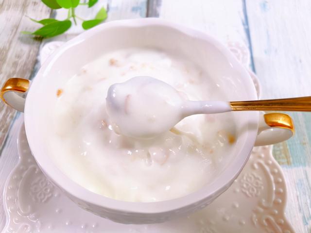 奶粉可以做酸奶吗，如何用奶粉做酸奶（比买的酸奶味道还浓郁）