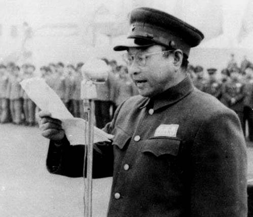 电视剧陈赓大将，电视剧陈赓大将中陈赓的扮演者是谁（李云龙当团长时陈赓是旅长）