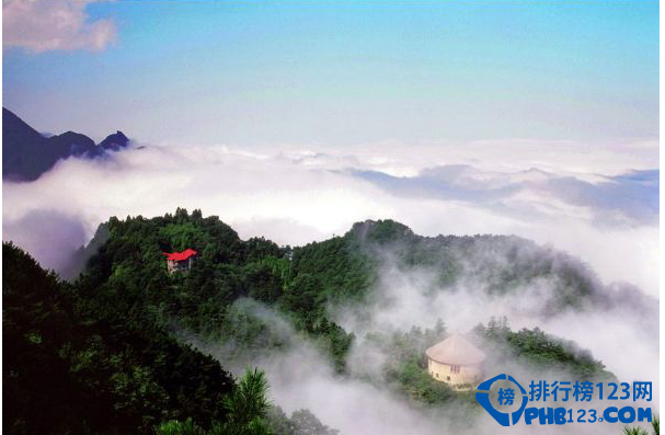 江西的山有哪些，江西的几座名山（庐山有“匡庐奇秀甲天下”之美誉）