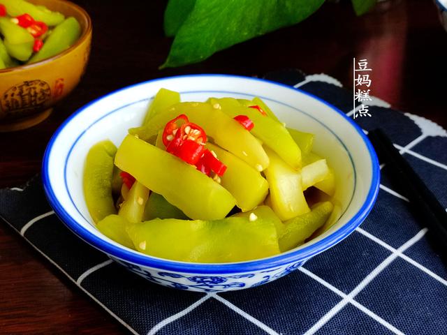 莴笋怎么腌制好吃，如何腌制酱莴笋（清脆爽口的开胃小菜）
