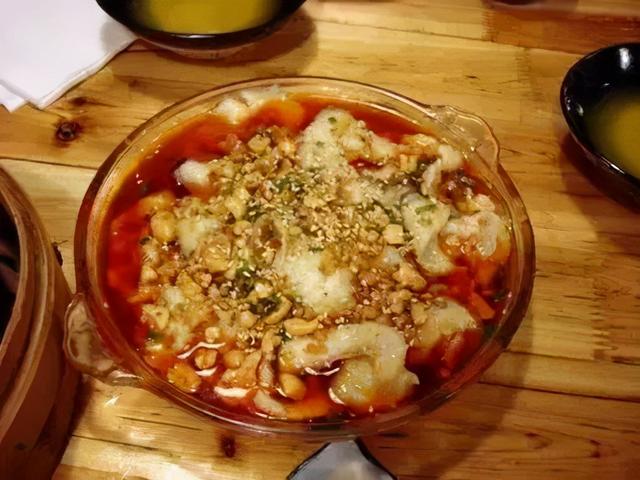 红烧培根金针菇的做法，烧烤培根金针菇的做法（每次做家人都说很好吃）