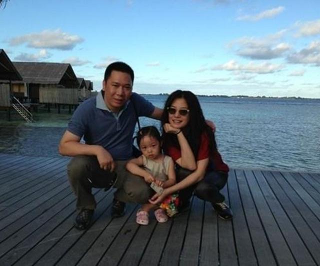 赵薇女儿生日捐款25万，连续6年捐款从未间断（赵薇女儿共捐款150万）