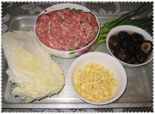 三色白菜猪肉水饺，三色白菜猪肉水饺图片（美味又卫生）