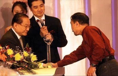 神医喜来乐传奇演员表，神医喜来乐所有演员表（《神医喜来乐》18年）