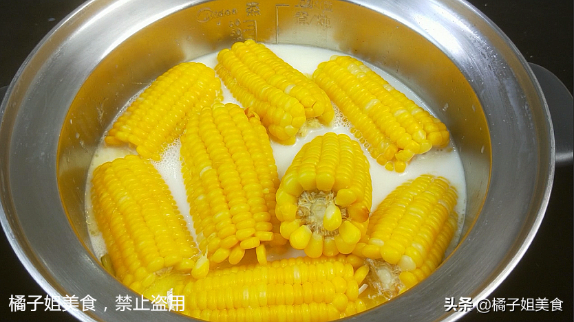 图片[4]-煮玉米最好吃的做法步骤图 孩子超喜欢 一顿5根不够吃-起舞食谱网