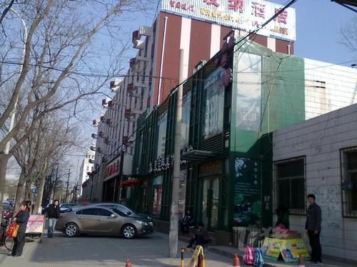 网红孟婆汤是什么做的，网红孟婆汤到底是什么（地摊“孟婆汤”走红）