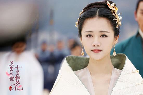 苏陌叶是叠风吗，苏陌叶喜欢谁（苏陌叶与叠风是同一人吗）