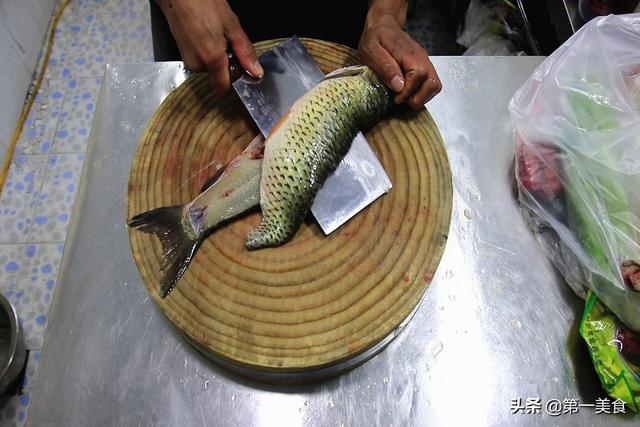 酸菜鱼的做法，酸菜鱼的做法 家常（厨师长讲解地道酸菜鱼做法）