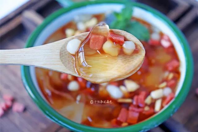 冰粉怎么做好吃，冰粉怎么做漂亮又好吃（夏天的命是冰粉给的）