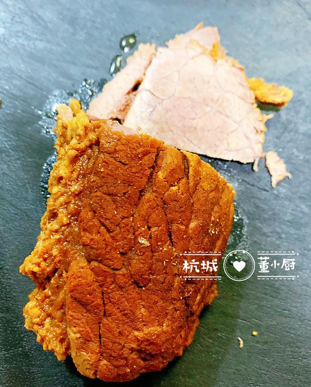 牛胸肉怎么做好吃，夏天来一份牛胸肉凉拌黑木耳