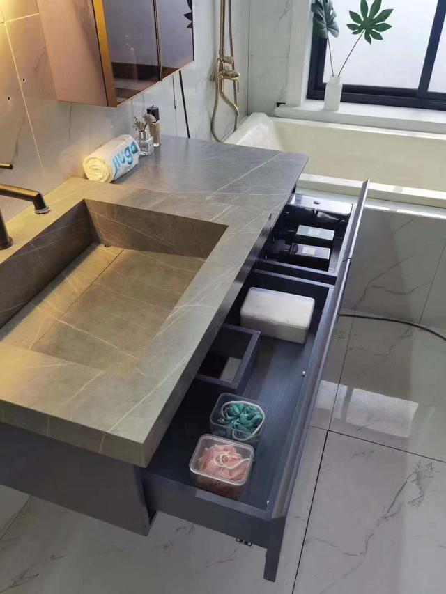 岩板是什么材料，岩板是什么材料有甲醛吗（关于岩板，看这一篇就足够了）