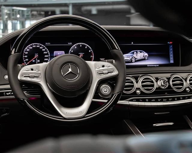 迈巴赫s560价格，迈巴赫s560售价多少（最大马力达到470匹）