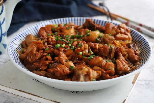 做蒸鸡腿的方法，鸡腿简单又好吃的做法