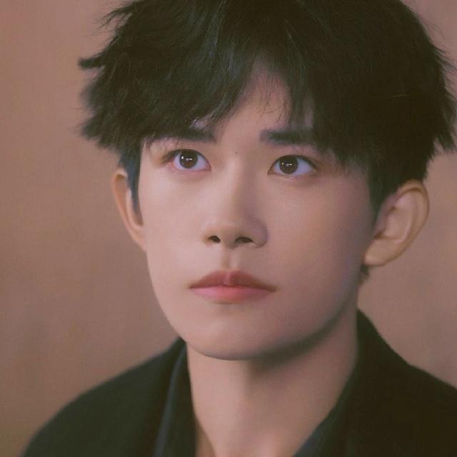 tfboys头像，TFBOYS微信（明星头像壁纸）