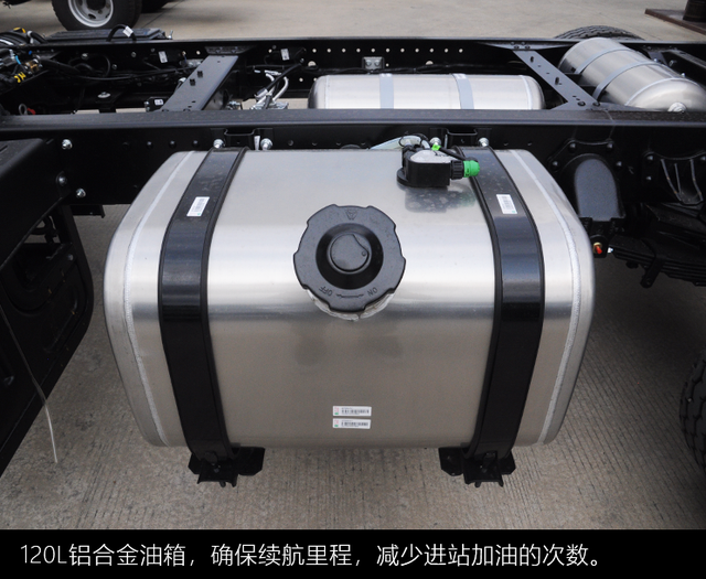 股票代码后加NQ是什么意思，股票前面加NQ（重汽豪沃“统帅”VS“王”两款轻卡对比评测）