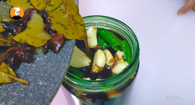 辣椒怎么腌制好吃，怎么腌制新鲜辣椒（老刘用了20年的腌辣椒做法）