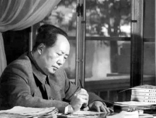 李四光的写过什么书，李四光写的是什么书（五六十年代中国街头盛行的“气包车”）