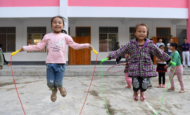 跳绳有什么好处和坏处，跳绳的好处和坏处（天天跳绳的好处和坏处）