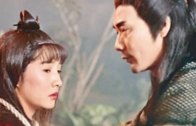 李莫愁有什么绯闻，“李莫愁”雪梨的火辣情史