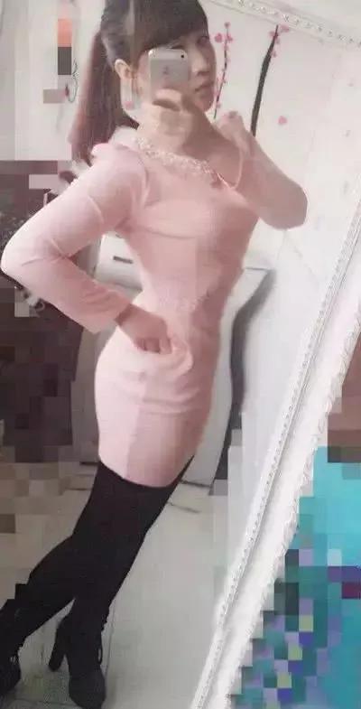 梦见自己穿裙子，梦见自己穿裙子是怎么回事（老婆第一次穿裙子坐公交吓得身后的小哥连连后退）