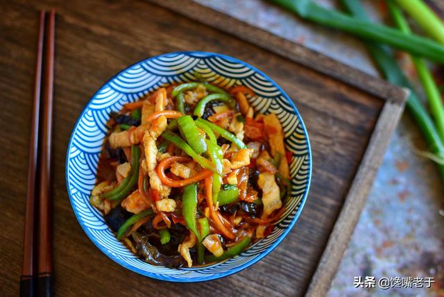 热锅凉油什么意思，为什么说做菜要热锅凉油（无论炒什么肉都又香又嫩）