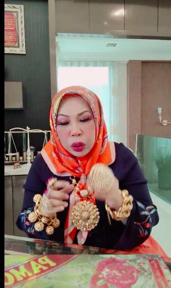 爆米花女孩280斤，爆米花 胖（马来西亚亿万富婆下嫁小23岁鲜肉助理）