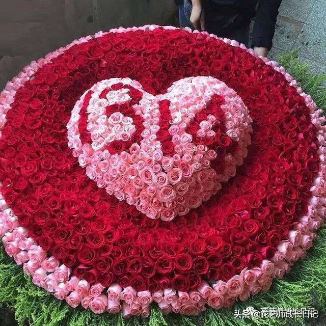 玫瑰花的寓意和花语，香槟色玫瑰（香槟色玫瑰代表什么）