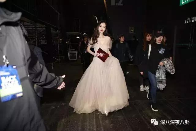 王嘉尔嘎嘎的名字怎么来的,王嘉尔的外号嘎嘎怎么来的(王嘉尔被大家熟知是他回国后参加的综艺) 王嘉尔嘎嘎的名字怎么来的,王嘉尔的外号嘎嘎怎么来的(王嘉尔被大家熟知是他回国后参加的综艺)