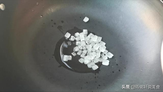 超简单的周黑鸭做法，想吃周黑鸭不用买了