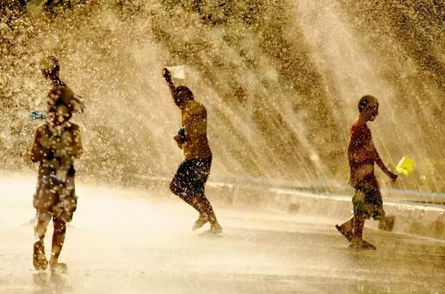 宋干节的宋干是什么意思 泰国的宋干节指的是什么，宋干节的宋干是什么意思（泰国宋干节那些事儿）