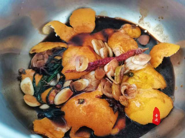 酥鱼的做法和配料，酥鱼的做法和配料炸鱼起（鱼刺变得绵软不必吐剌了）