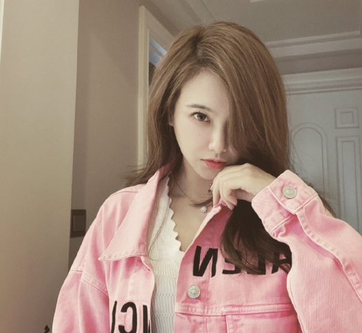 毛剑卿老婆照片，世界上著名的爱酗酒的足球运动员有哪些（毛剑卿妻子突然怒骂渣男）