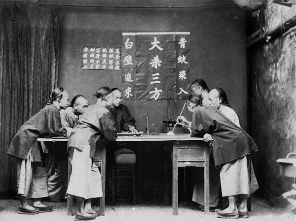 张作霖跟慈禧是同一时代的吗，东北有个张作霖：出身贫寒