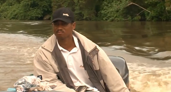 超载爱情by吉吉爱儿 百度网盘，超载爱情（在巴拿马农村开一家超市）