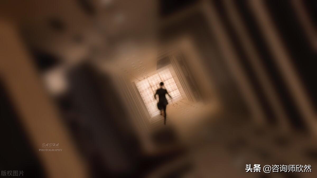 梦见回学校考试（心理学解梦）