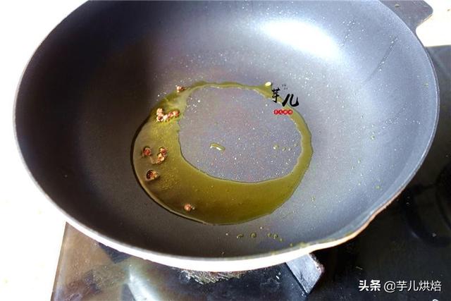 莴苣叶子怎么做好吃，莴苣叶子怎么做最好吃（莴笋叶子别丢了）