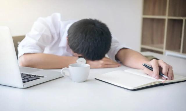 职业倦怠的表现有哪些，职业倦怠的表现有哪些（你遇到职业倦怠了吗）