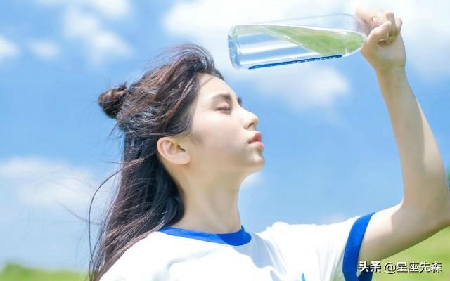 喜欢御姐的男生是什么性格，喜欢御姐的男人的性格（喜欢女王气质的四大星座男）