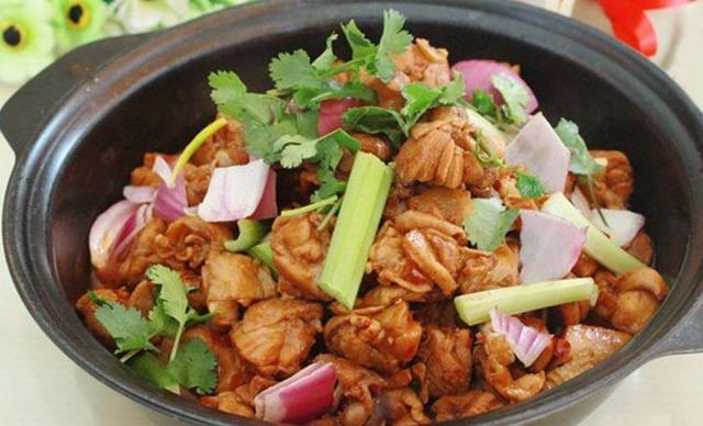 鸡公煲怎么烧好吃，正宗鸡公煲的秘制酱料配方（鸡公煲技术配方揭秘）