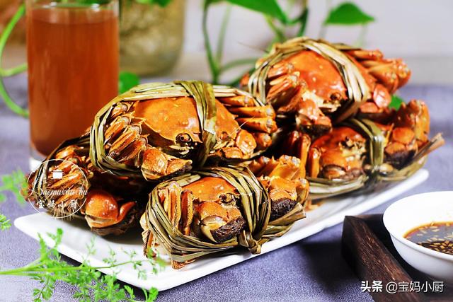 清蒸螃蟹的做法步骤，清蒸螃蟹的做法和步骤有什么（是开水上锅还是冷水上锅）