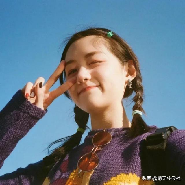 ［女头合集］心怀浪漫宇宙，微信头像，［女头合集］心怀浪漫宇宙，也珍惜人间日常。（头像 ， 心怀浪漫宇宙）