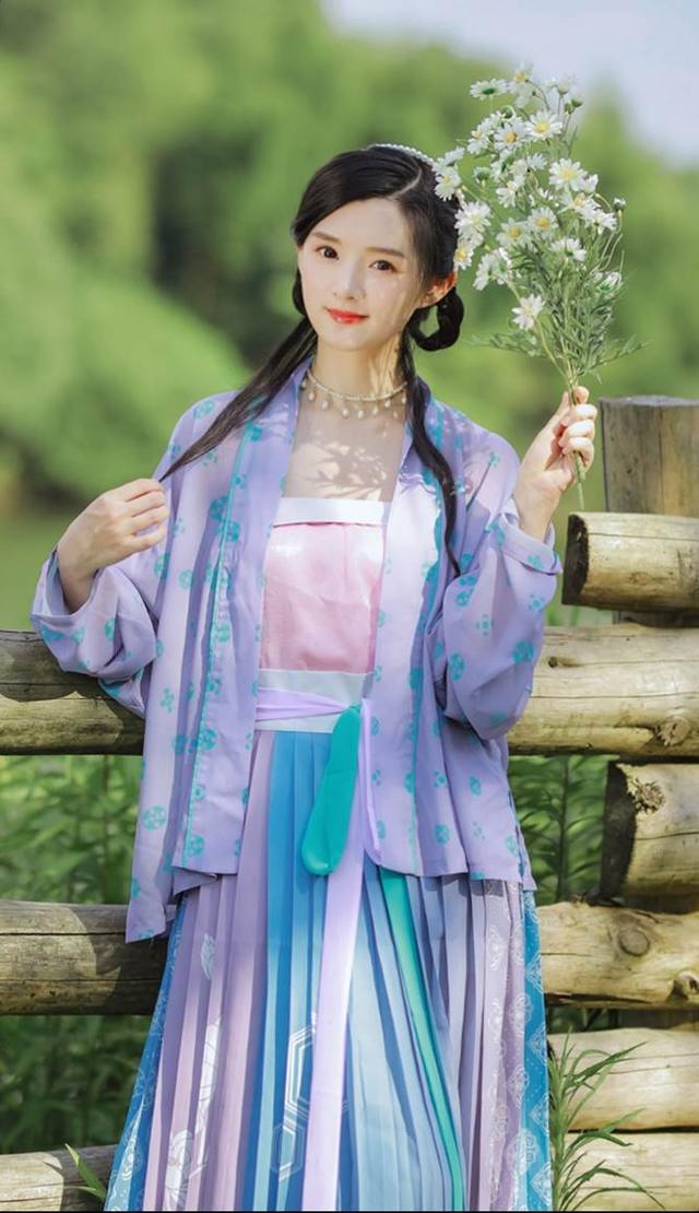 宋制汉服的形制有哪些,中国各朝代服装一览(汉服中常见的形制)