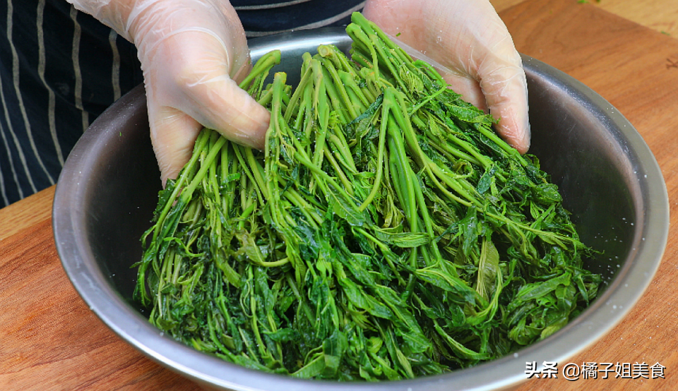 圖片[4]-自從學會香椿這樣存放 每年都會存10斤 簡單實用 放一年也不壞-起舞食譜網