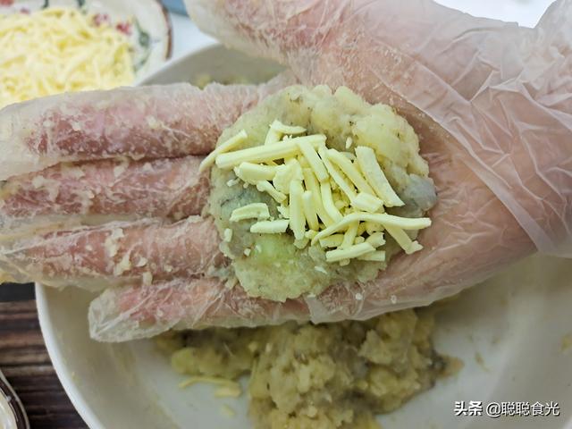 新鲜虾球怎么保存，新鲜的虾球处理后可以保存多长时间（快餐店58元一份的炸虾球）