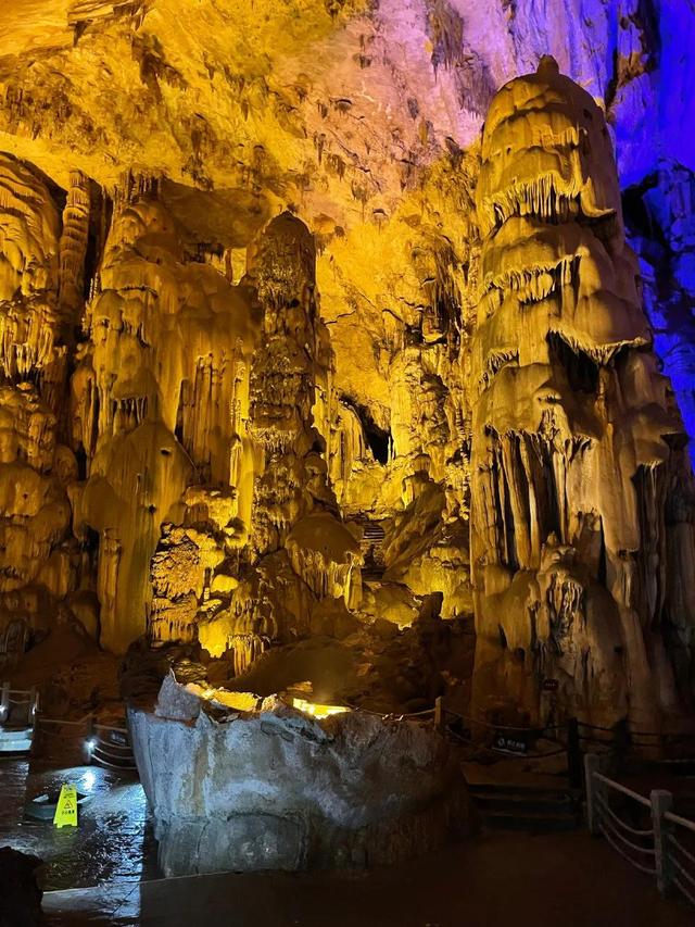 贵州必去十大景点，贵州旅游必去十大景点推荐（贵州旅行可去的十大景点）