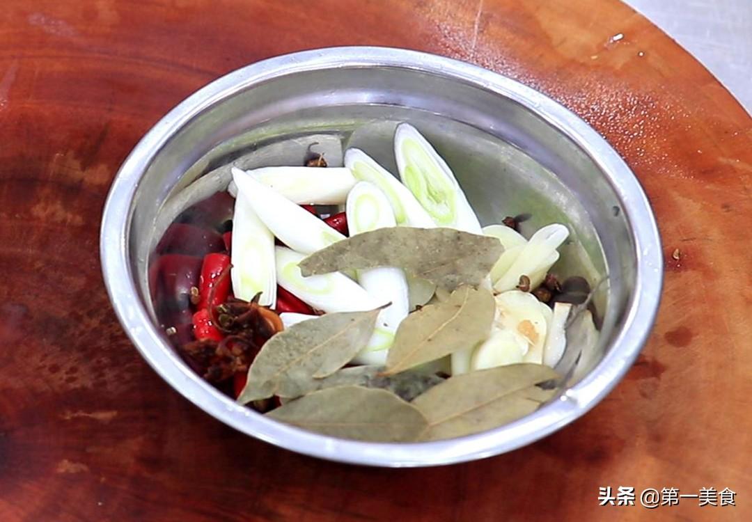 虎皮鸡蛋的做法，虎皮鸡蛋呢怎么做（厨师长分享虎皮鸡蛋家常做法）