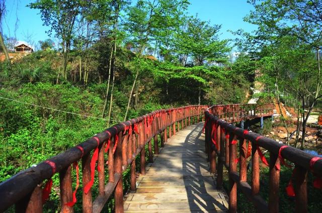 汶川海拔多少米，四川汶川县海拔多少米（什么是汶川）