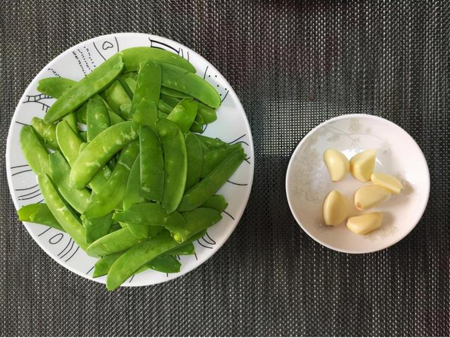小腊肉制作方法，小腊肉制作方法和配方视频（有特色风味的腊肉这样做）